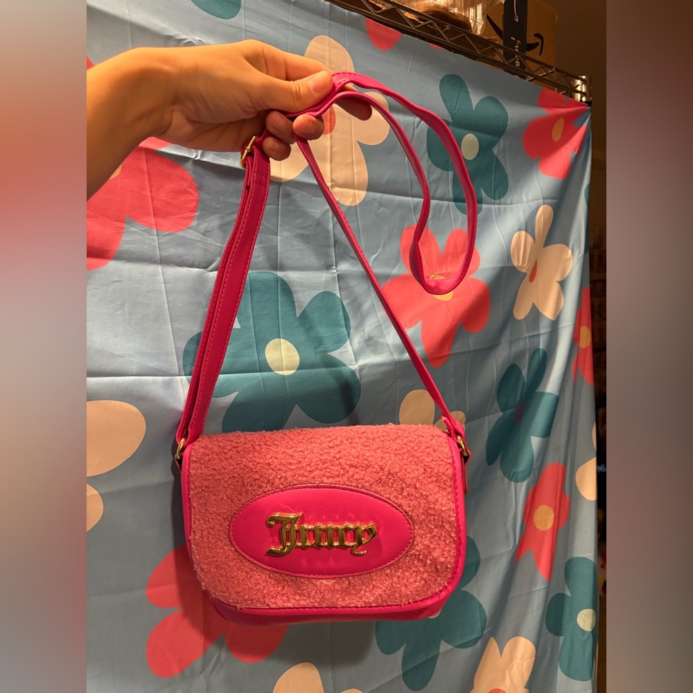 NWOT -pink Sherpa juicy couture crossbody purse